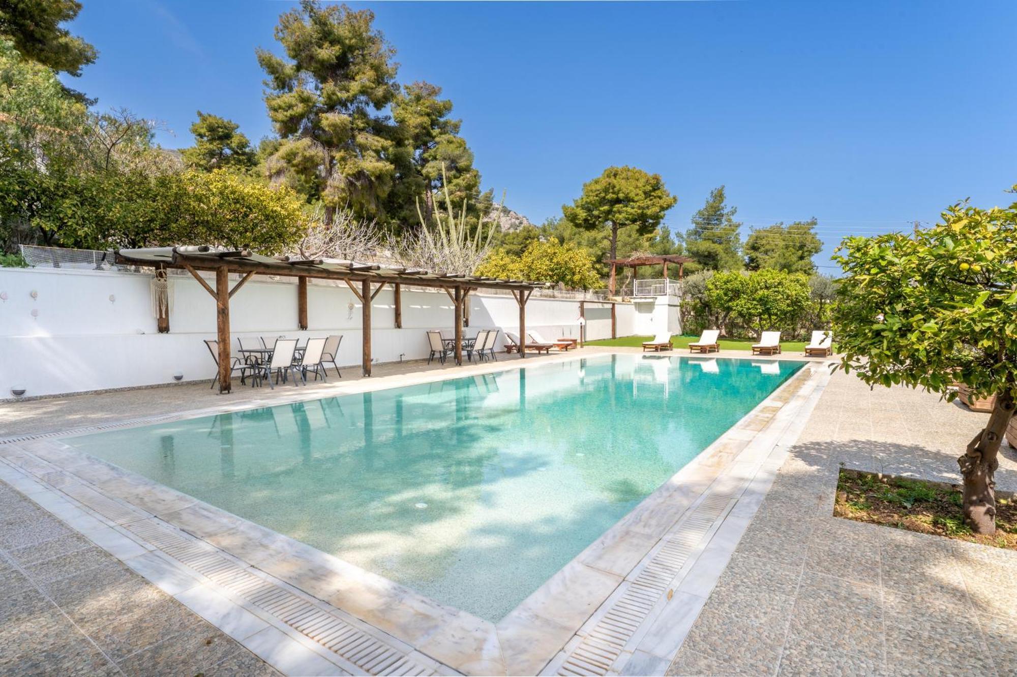 The House Of Gratitude - Poolside Retreat Villa Lutrá Oréasz Elénisz Kültér fotó